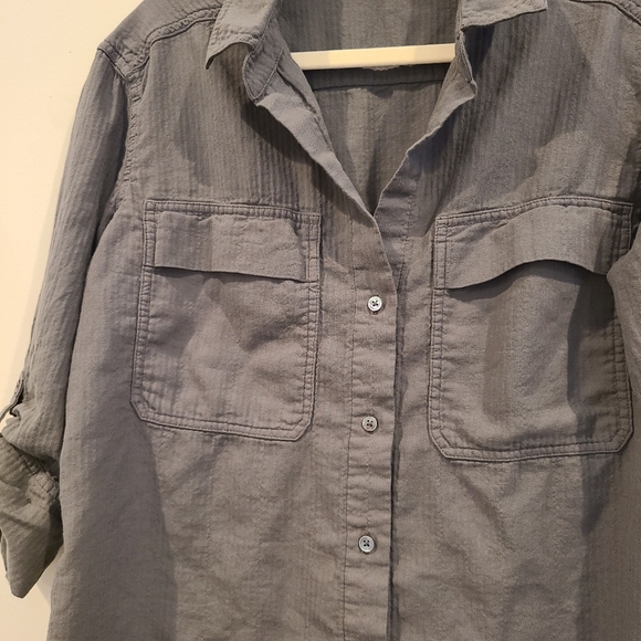 Standard James Perse Cotton 3/4 Sleeve Gray Button Up - Picture 2 of 9